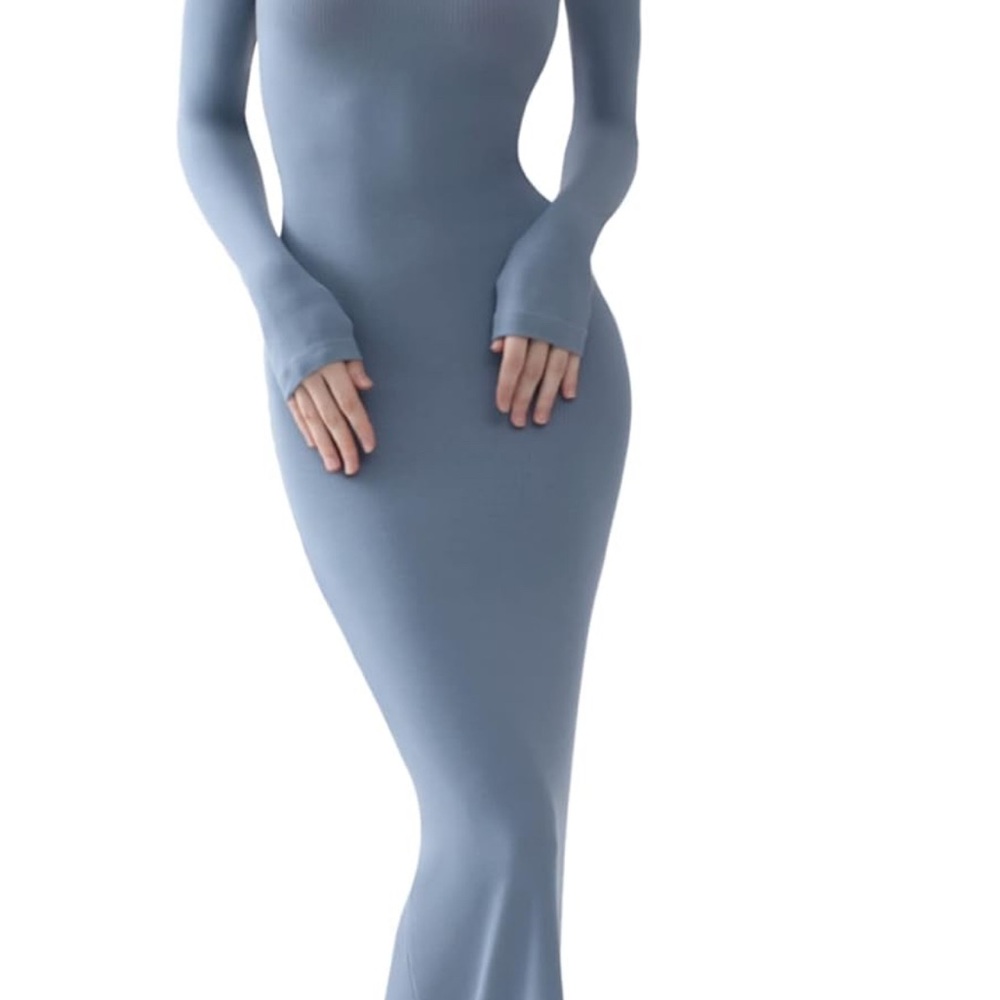Elegant Blue Long Sleeve Dress